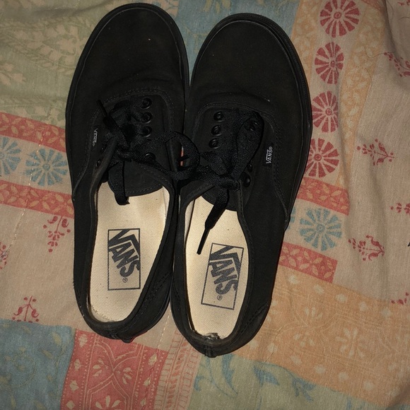all black vans size 8